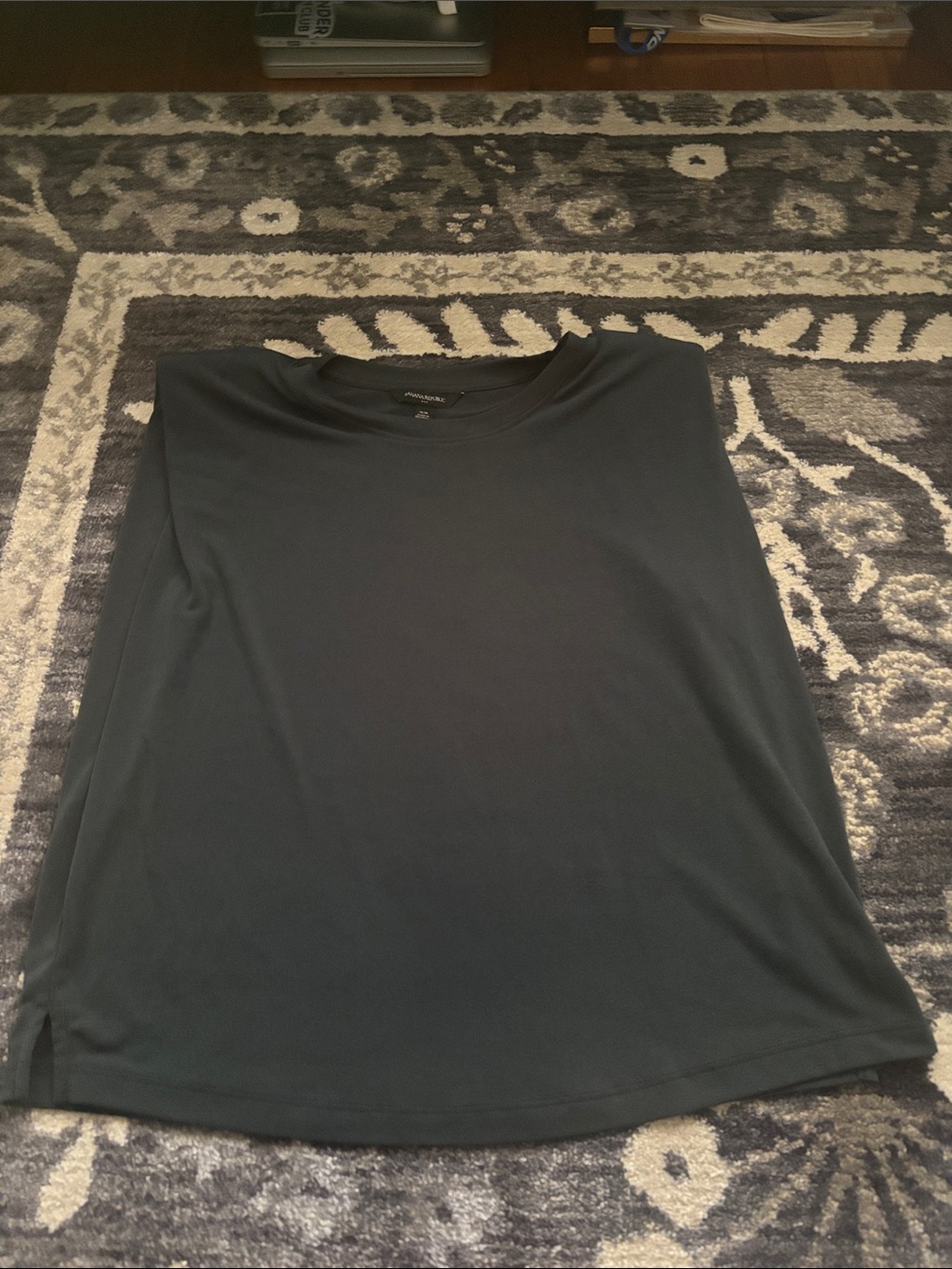 Banana Republic Charcoal Green Short Sleeve Crewneck Tee with sholder pads